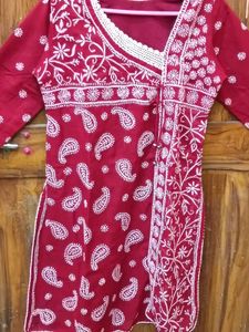 Gently Used Red &amp; White Lucknow Embroidered Kurti