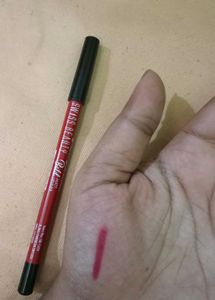 Cosmetic Bundle (lipstick, lipliner and claw clip)