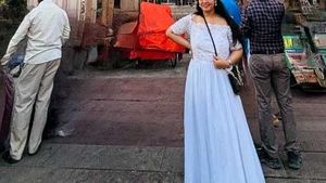 Cute And Pretty White Long Gown
