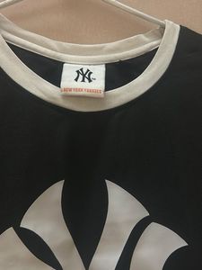 NY Graphic Tee