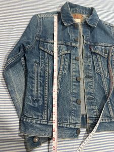 Levi&#39;s Denim Jacket