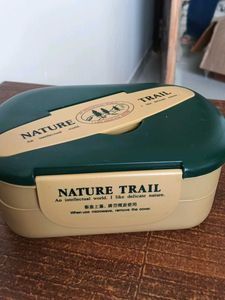 🌲🍱 Nature Trail Dual-Compartment Lunch Box