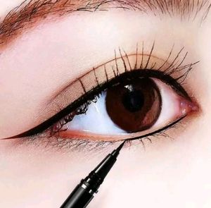 Yanquina Precision liquid Eyeliner 36H