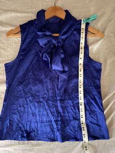 Beautiful Top With Tie