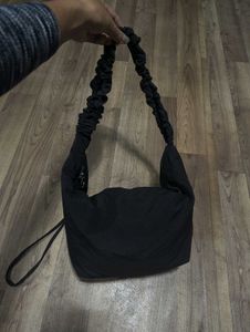 Black Handbag & Shoulder Bag