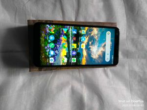 Infocus vision 3 mobile 4g