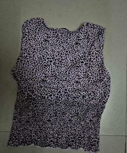 Spotted Sleeveless Top