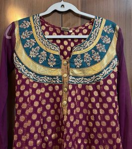 Elegant Purplish Magenta Zari Salwar Suit Set