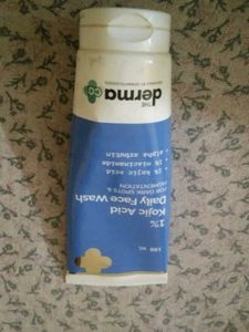 THE derma Co Facewash For Oily Skin