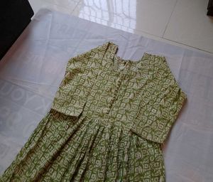 Nayara Cut Kurti