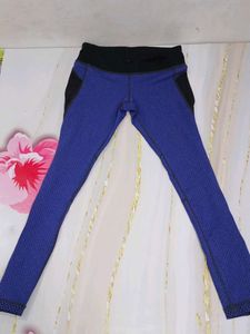 (1200)jegging woman