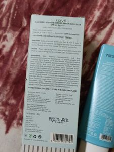 Dot &amp; Key Blueberry Barrier Repair Sunscreen Spf50