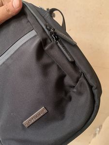 Destinio Sling Bag
