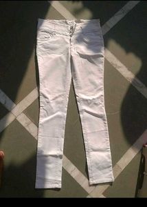Slim Or Skinny White Jeans
