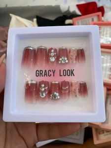 Artificial Nails For Sale!