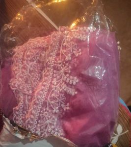 New Pakistani Suits Set With Beautiful Embroidery
