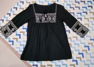 RAYON EMBROIDERY BLACK TOP