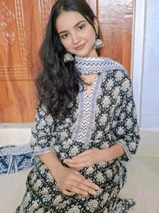 Combo of White +black kurta sets🌻