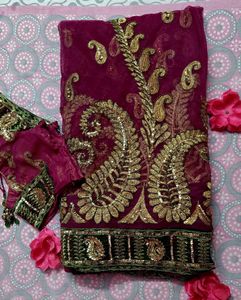 Elegant Saree 💜💚