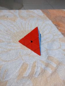 Pyraminx Puzzle