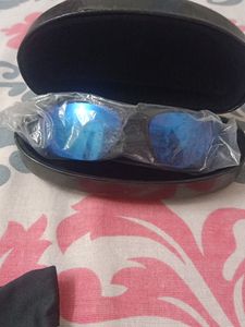 Mens Stylish Blue Sungasses