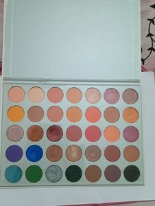 Colourful Eyeshadow
