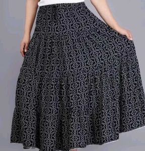 traditional skart in fastive wear