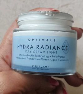 Hydra Radiance Day Cream Light