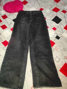 black faded baggy jeans