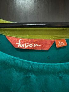 Fusion Crop top