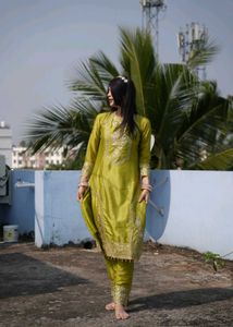 Kashmiri Green Kurta Dupatta Set