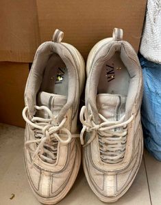 Zara Chunky Sneakers