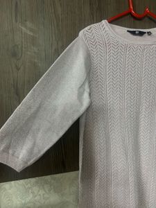 Elegant shimmery Knit Top