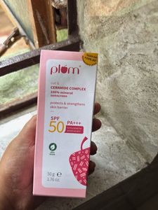 Plum Oat &amp; Ceramide Sunscreen