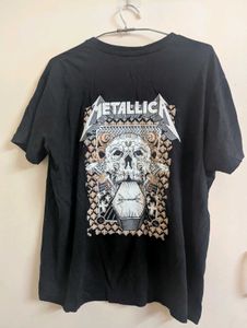 Metallica Graphic Tee