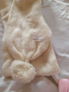Hello Kitty Scarf