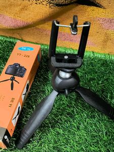 Tripod Stand For Blogging