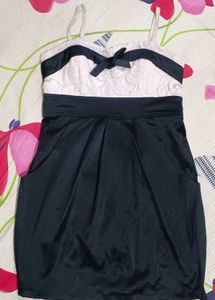 Chic Black &amp; White Mini Dress