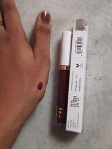 Myglamm Lit Liquid Matte Lipstick 1