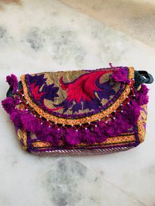 Reselling- boho sling bag