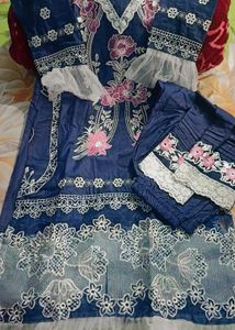 Ethnic Pakistani Suit