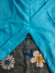 beautiful embroidered suit set in cotton