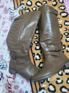 Brown Knee High Boots in 38 no. 5.5 inch