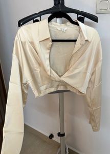 H&amp;M Beige Crop Top