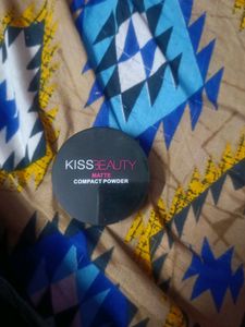Kiss Beauty Matte Compact Powder