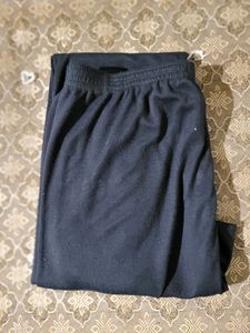 black leggings