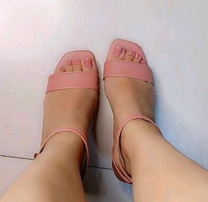 Women Pink Block Heel Strappy Buckle Sandal