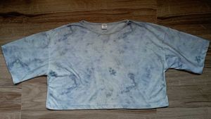 Tie-dye Crop T-shirt.