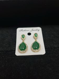 Earing Green