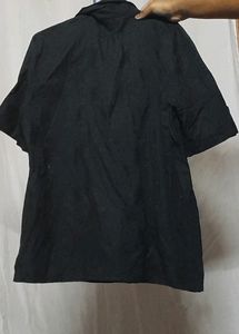 Black shirt